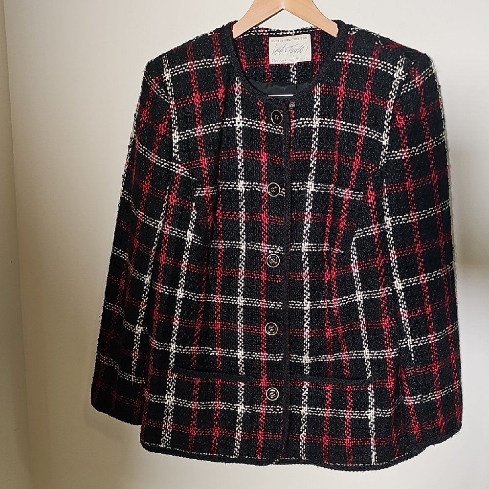 Lord & Taylor Women Black Red Plaid Jacket With Black Wool Skirt Old Money‎ 14W
